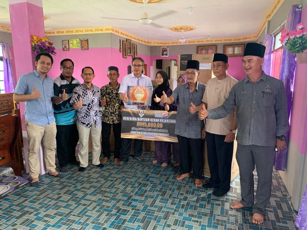 PENYERAHAN PERALATAN GERAN WELLBEST BETONG 2023